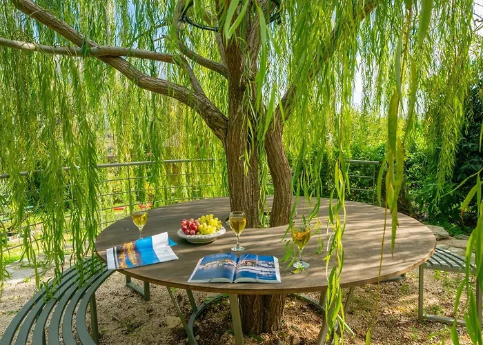 Regina -hidden Eden With Treehouse & Heated Pool Villa Ajía Effimía