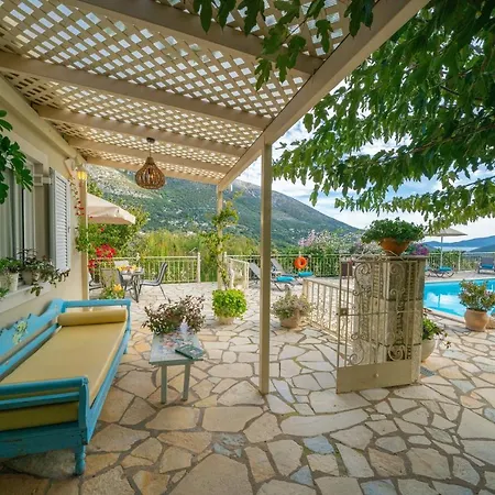 Villa Regina -Hidden Eden With Treehouse & Heated Pool فيلة *