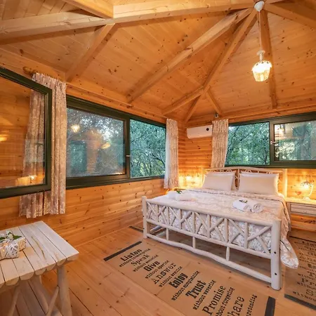 Regina -hidden Eden With Treehouse & Heated Pool * Agia Efimia
