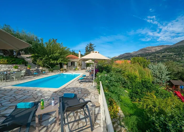Vila Villa Regina -Hidden Eden With Treehouse & Heated Pool
