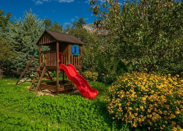 Vila Villa Regina -Hidden Eden With Treehouse & Heated Pool *