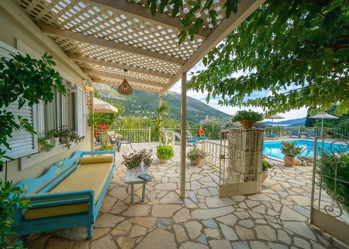 Regina -hidden Eden With Treehouse & Heated Pool וילה *